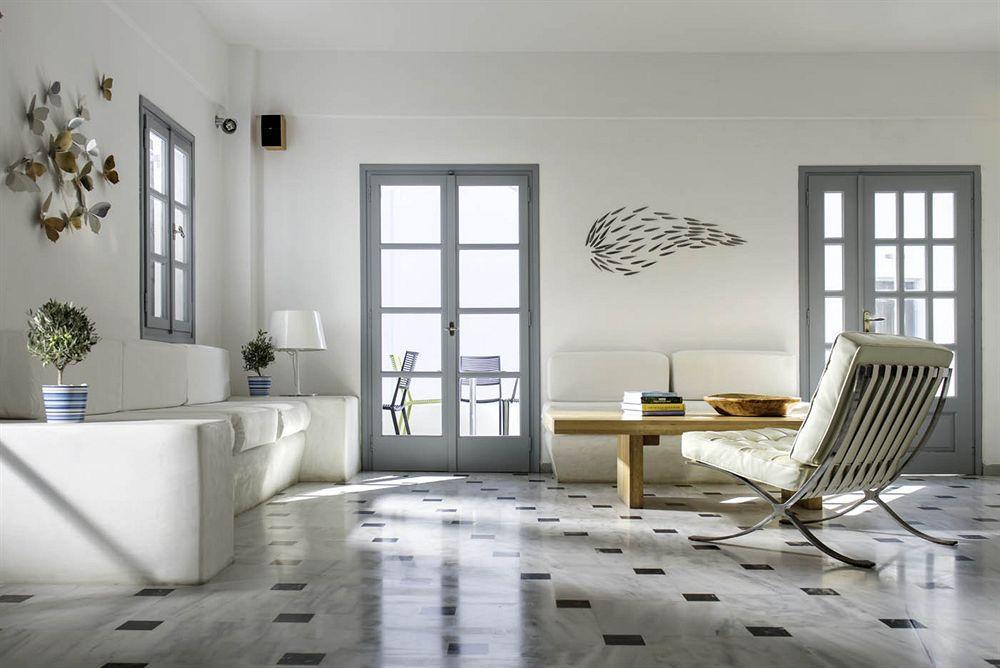 Hotel 28 Kamári Kültér fotó