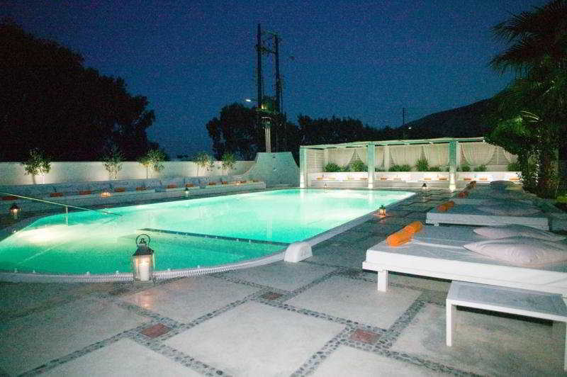 Hotel 28 Kamári Kültér fotó