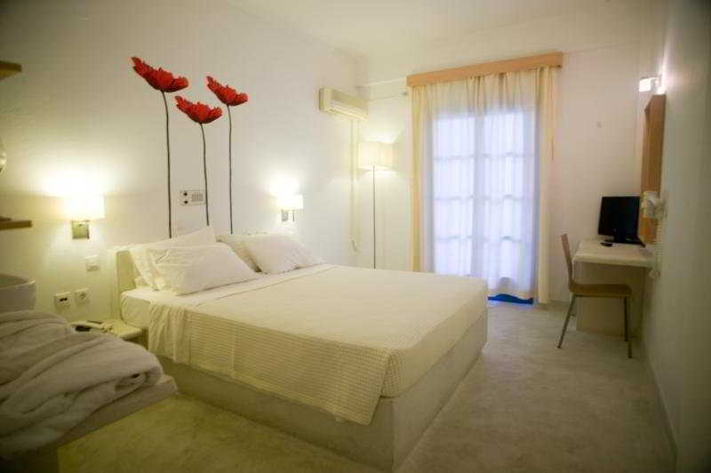 Hotel 28 Kamári Kültér fotó